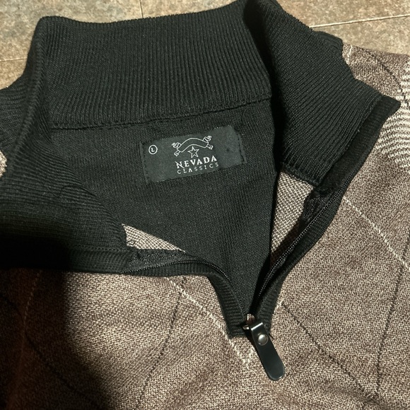 Quarter zip - Picture 4 of 4